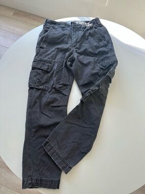 Abercrombie & Fitch Women's Straight-Leg Cargo Jeans in Black